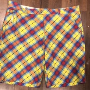 Men’s royal & awesome golf shorts – like new